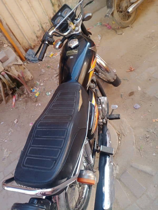 Honda 125 2021 model Karachi no 8