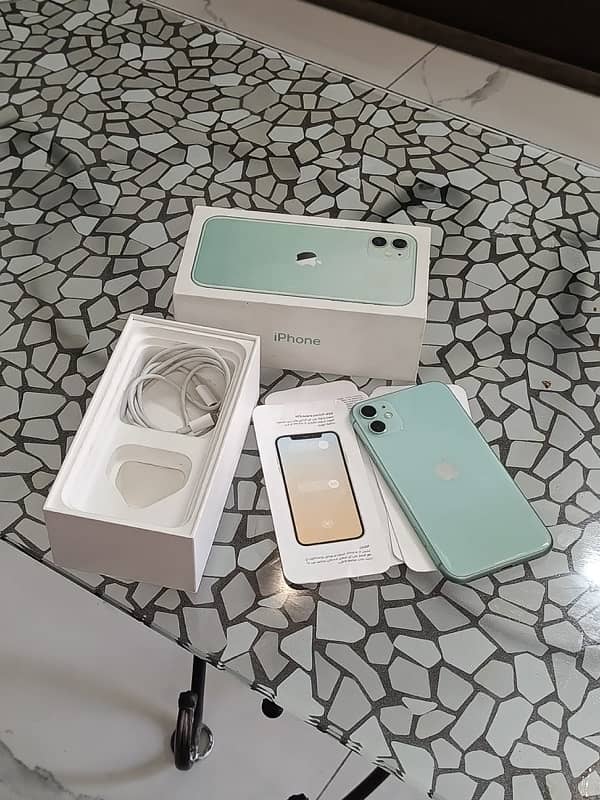 Apple Iphone 11 128GB Factory Unlock 0