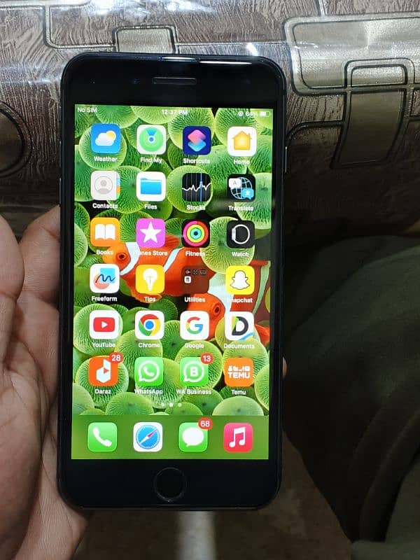 iphone 8 plus pta approve 64gb LLA model 11