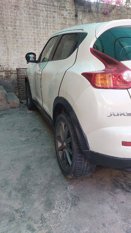 Nissan Juke 2010 3