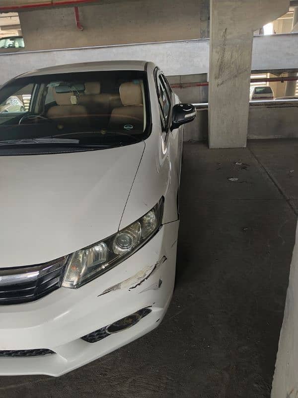Honda Civic VTi 2013 model like new car 3