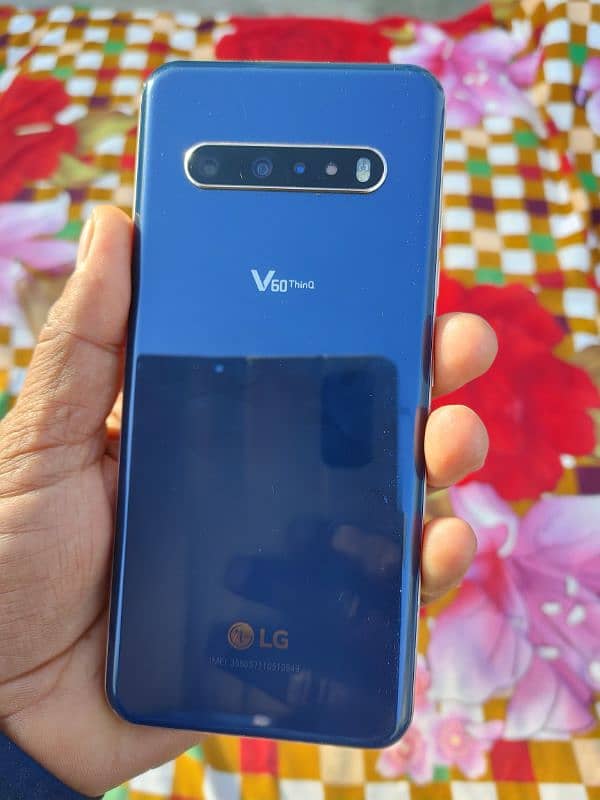 LG V60 8 GB 128GB 2