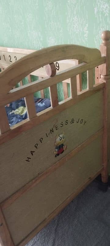 wooden baby cot for sale. condition 8/10 3