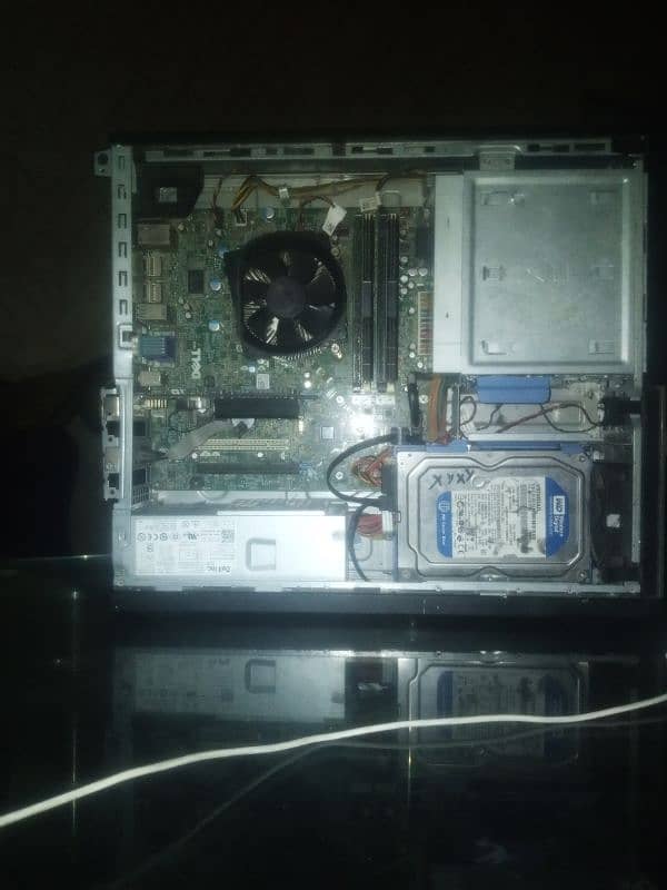 gaming pc with RRGB KEYBOARD AND MOUSE WITH CONTROLLER 17