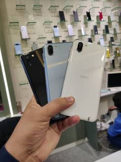 SHARP Aquos R2 4/64GB PTA & Non PTA Brand New Condition