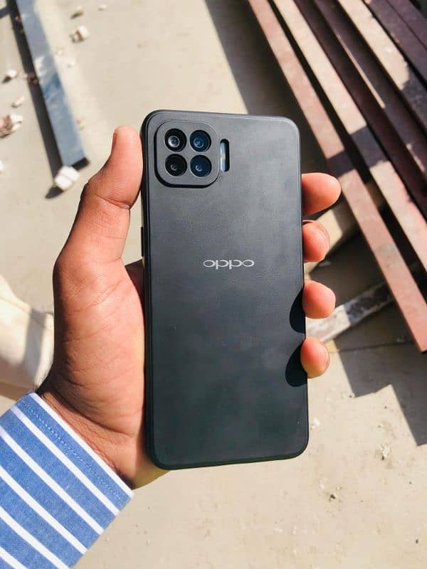 OPPO F17 Pro 1