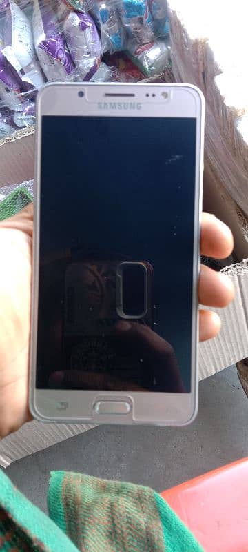 Samsung Galaxy j5 6 1