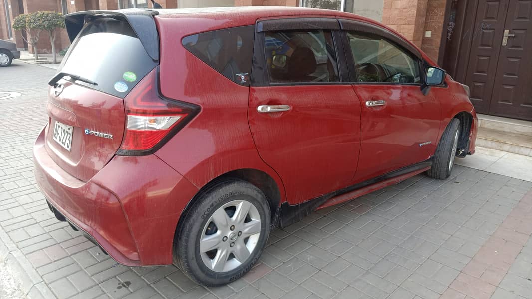 Nissan Note E Power 2017 1