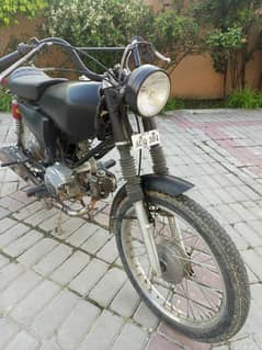 I sell my United 100cc bike with good condition. Exchnge possible