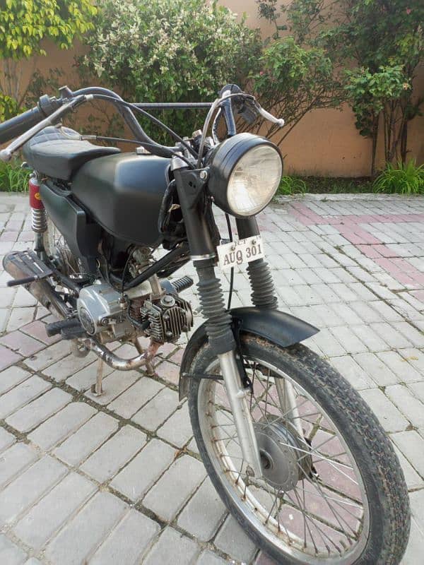 I sell my United 100cc bike with good condition. Exchnge possible 1