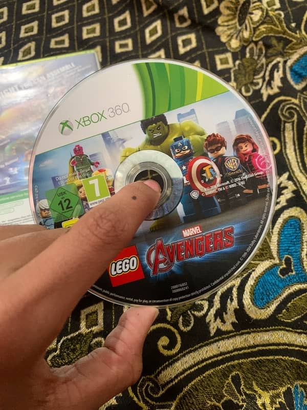 Lego marvel avengers original Xbox 360 dics 4