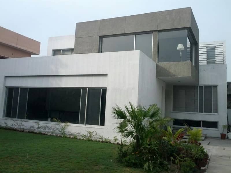 In Model Town 1 Kanal House For Sale 0