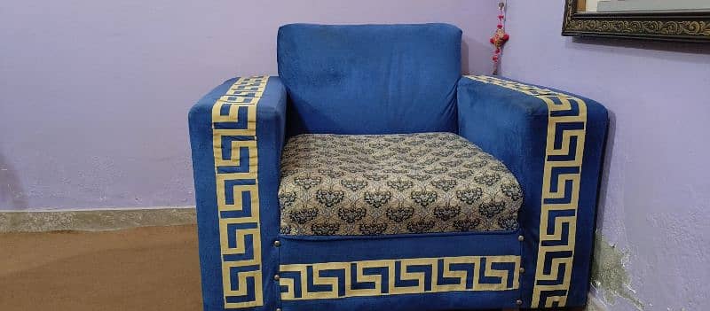 6 Seater Sofa set in Outstanding Condition 1