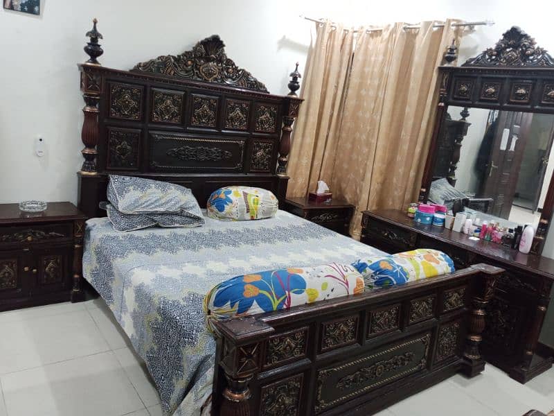 solid chinioti bed set with dressing table 0