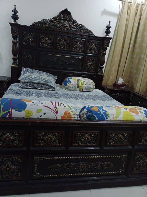 solid chinioti bed set with dressing table 7