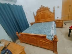 Stylish Bed set for sell just like new