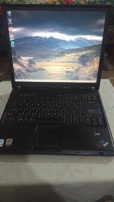 Cheap laptop in best condition, 1 hour+ battery, price negotiable 1