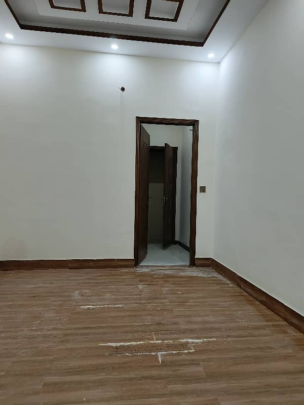 North Nazimabad Block D 3 Bed DD Huge Bed Rooms Near To Aslam Market 600 Yards Category 3