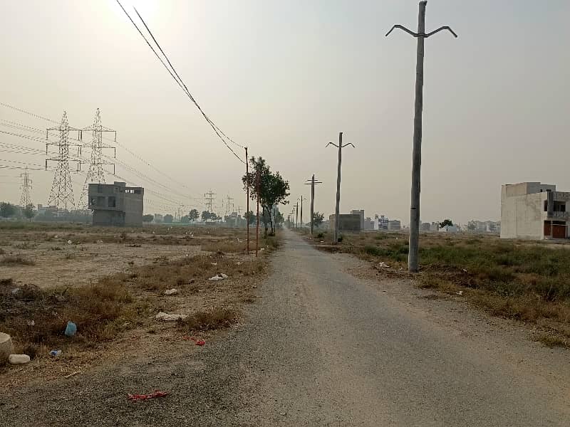 120 Sq Yard West Open Transfer Plot in SAADI GARDEN BLOCK 2 on Hot Location 2