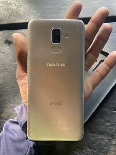 Samsung galaxy j8