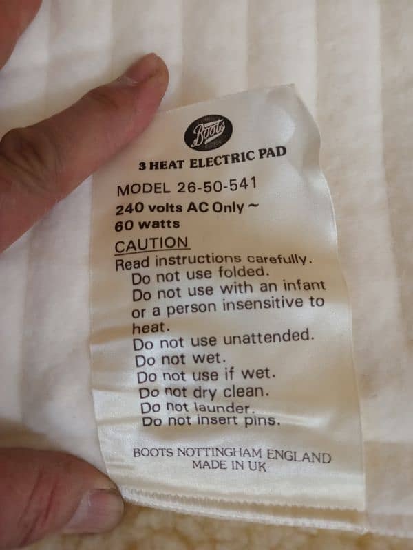 Mia & Coco Neck, Shoulders & Back Electric Heat Mat 9