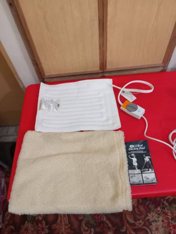 Mia & Coco Neck, Shoulders & Back Electric Heat Mat 12