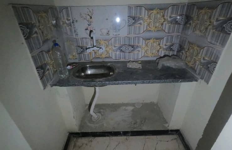 Two bedroom apartment in nazimabad on booking 4