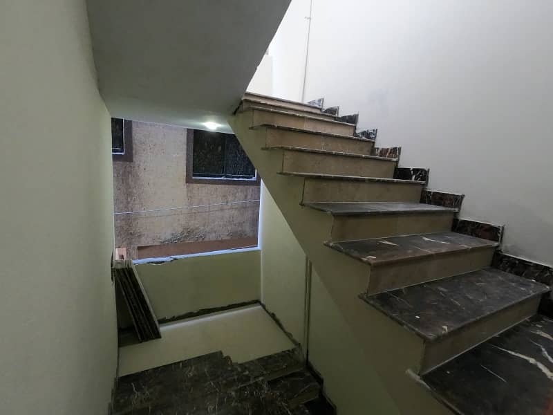 2 Bed DD First Floor Foe Sale In Nazimabad 10