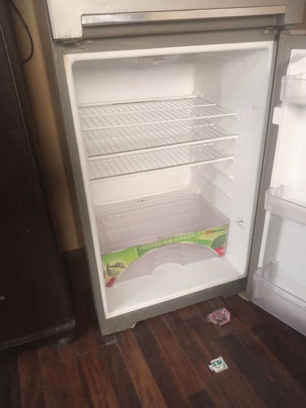 dawlance refrigerator 1