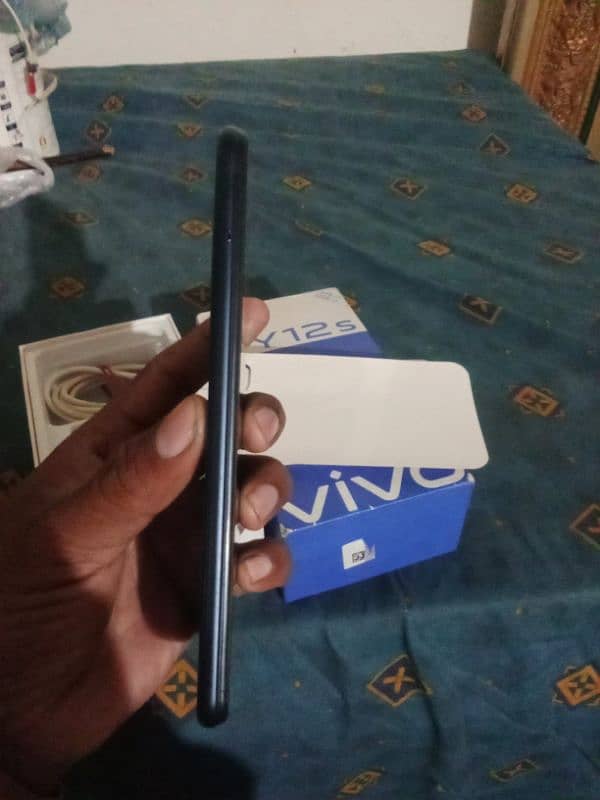 vivo y12s 3/32 full box 5