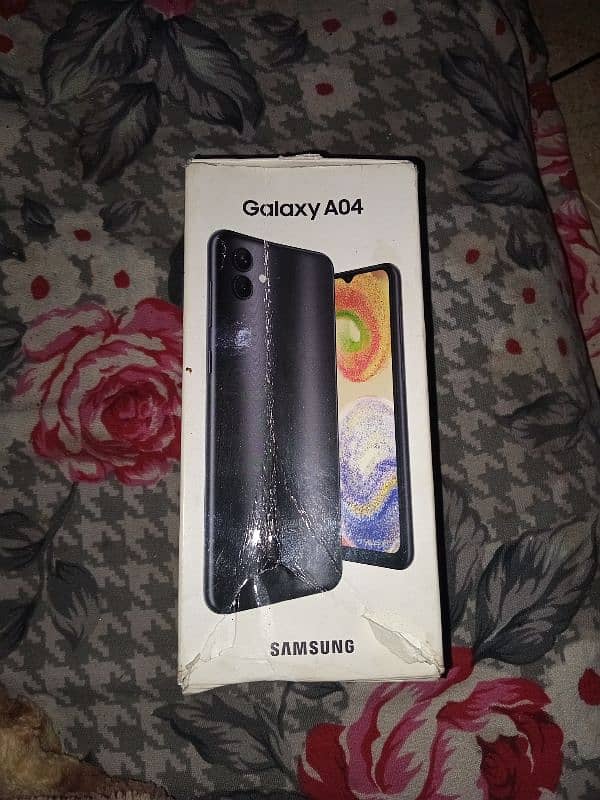 galaxy A04 0