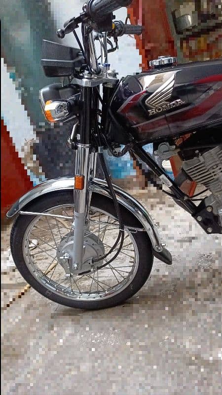 Honda CG125 black 1