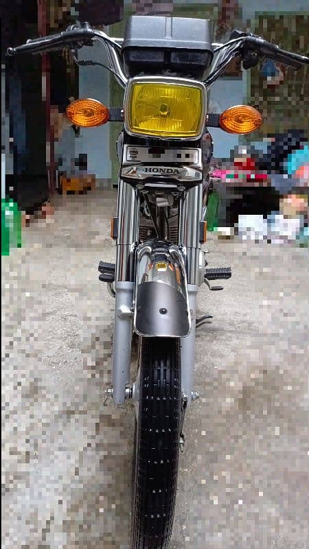 Honda CG125 black 2