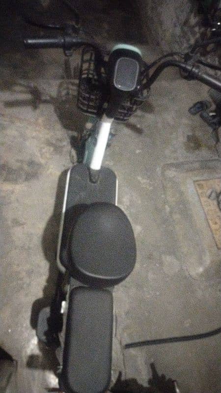 scooty 4