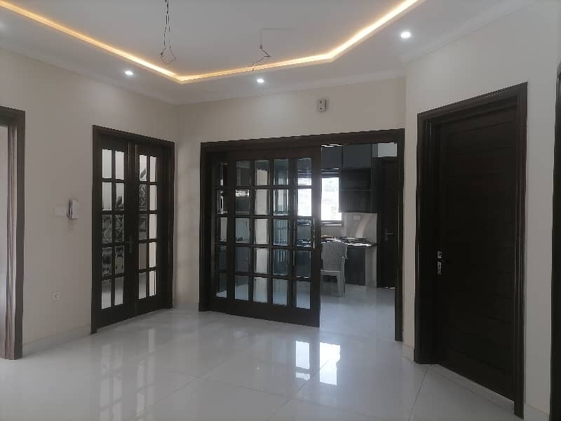 A Palatial Residence For sale In Citi Housing Phase 1 - Block D Faisalabad 8