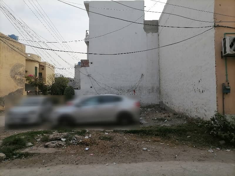 Centrally Located Corner Residential Plot In Punjab Small Industries Colony Is Available For sale 1