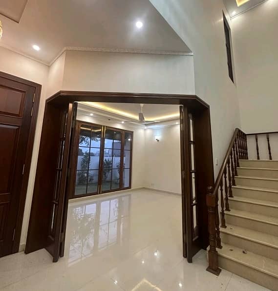 House Of 1 Kanal Is Available For Sale In DHA Phase 7, Lahore 5