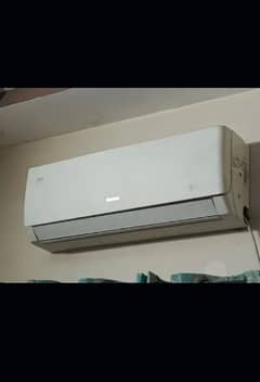 gree 1 ton DC inverter heat and cool