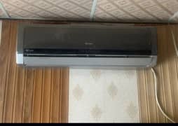 Gree 1 ton DC inverter heat and cool