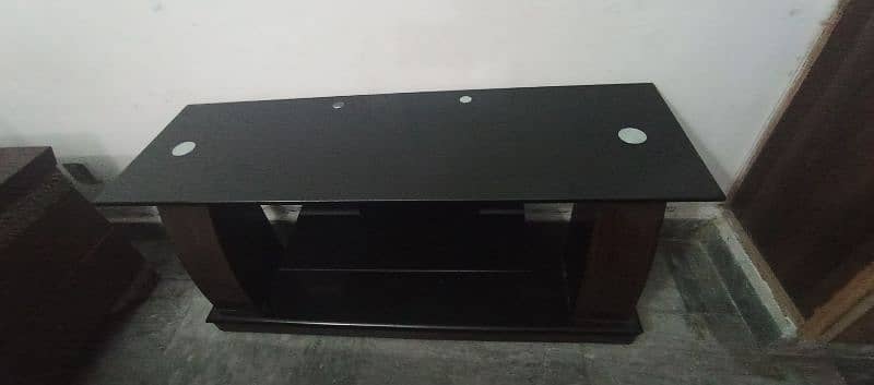 T. V console in new condition 4