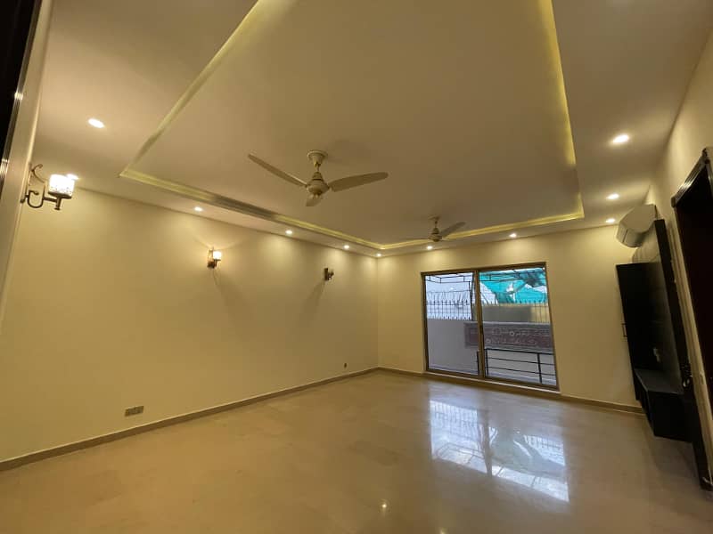 One Kanal Bungalow For Rent DHA Phase 2 Lahore 12