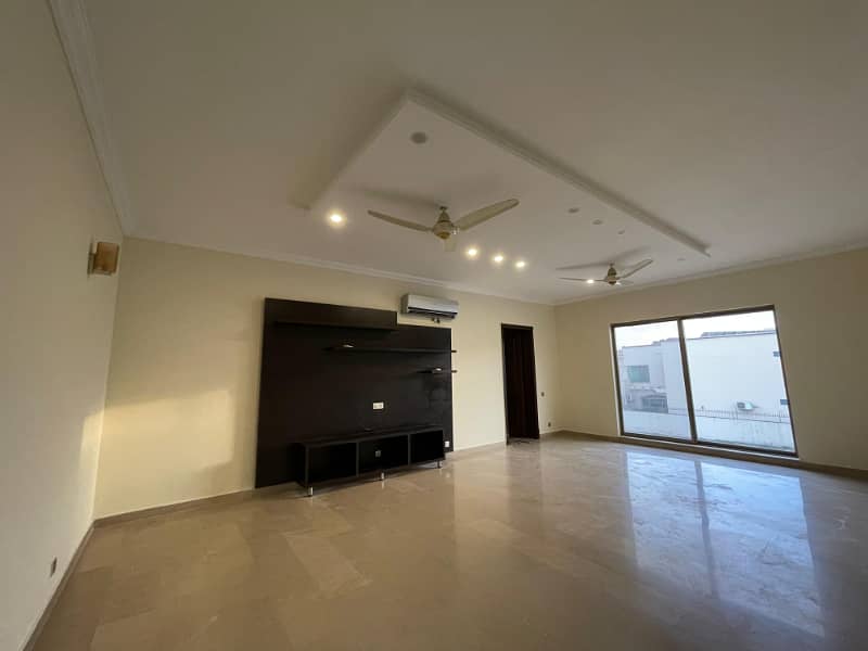 One Kanal Bungalow For Rent DHA Phase 2 Lahore 17