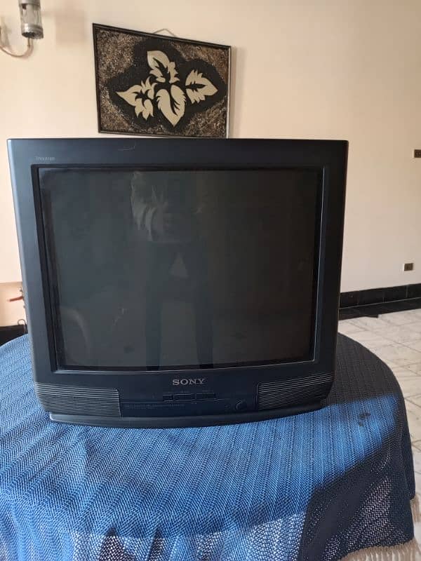 SONY Tv for SALE (Trinitron edition) 1