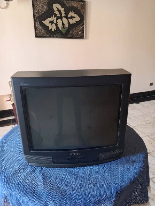 SONY Tv for SALE (Trinitron edition) 9