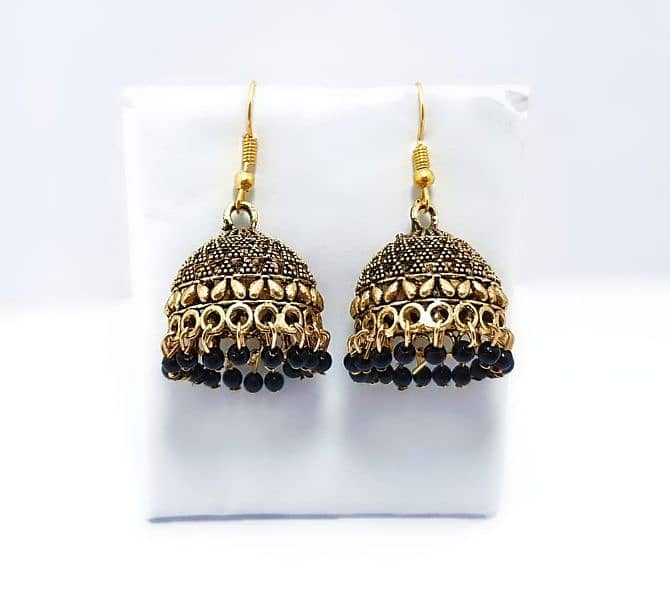 Earrings 14