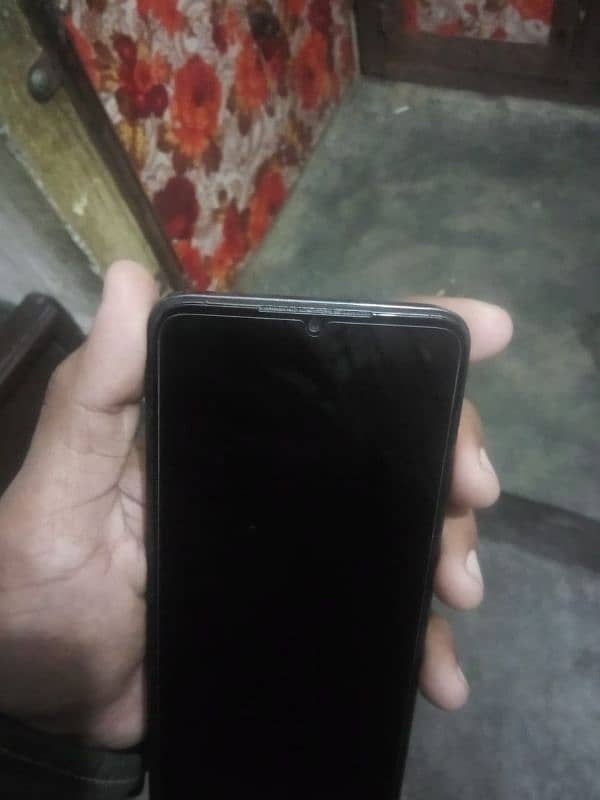 hot 30i memory 4+4 128 10 by 10 condition PTA hai 6