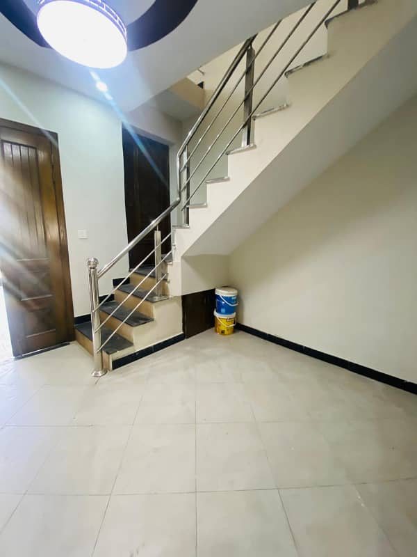 4.5 Marla (25x40) Beautiful House for Sale in G-13, Islamabad 17