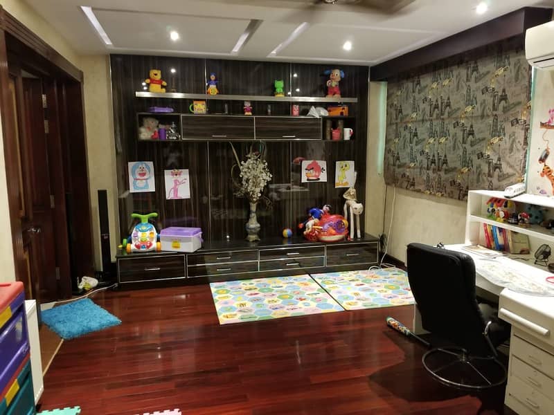 Get A Corner 15 Marla House For Sale In Marghzar Officers Colony 9