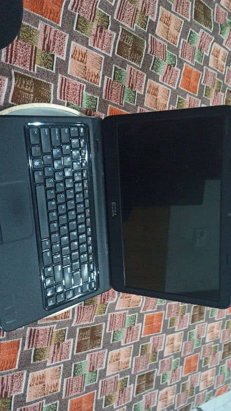 Inspiron N4050 1