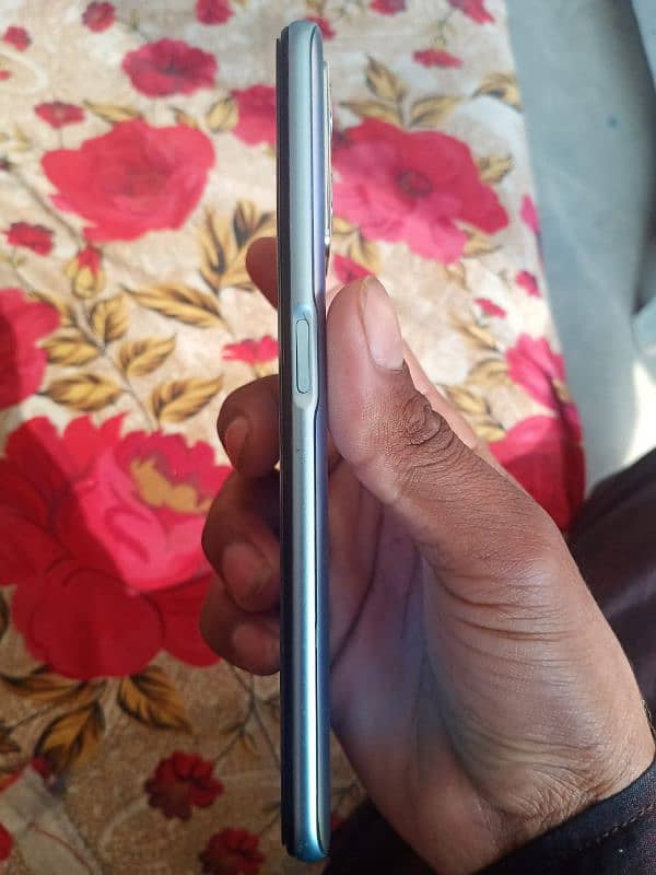 Oppo A96 Bohat saaf suthra mobile hy 3